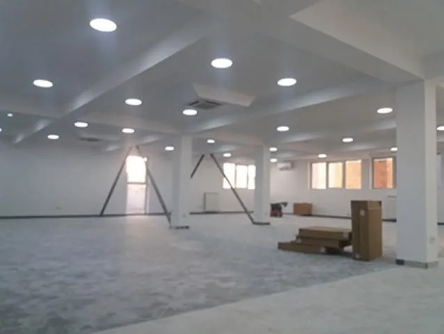 Rent, office space, 3300m², Altina, Beograd