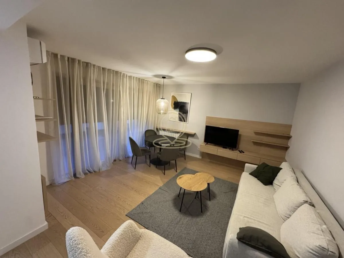 Rent, two bedroom apartment, 52m², Palilula Sve Podlokacije, Beograd