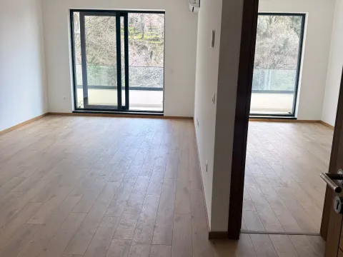 Prodaja, jednosoban stan, 54m², Pržno, Budva - image 3