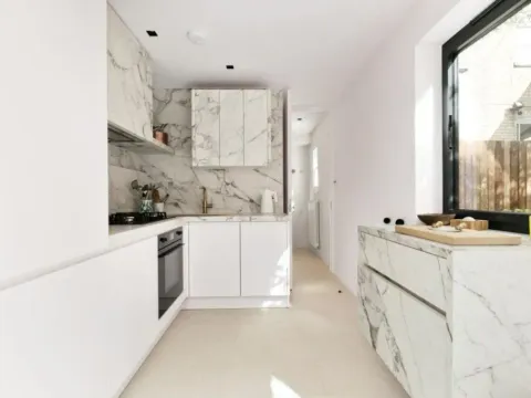 Izdavanje, jednosoban stan, 55m², Centar, Tivat - image 6