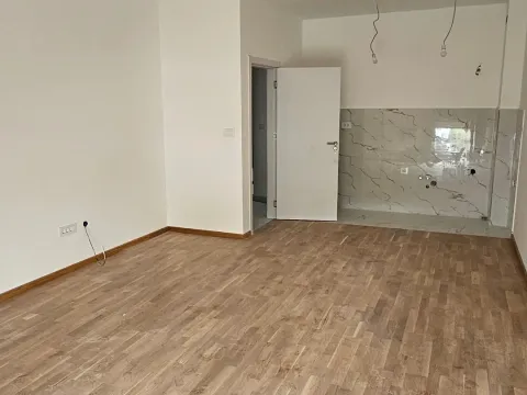 Prodaja, garsonjera, 31m², Zabjelo, Podgorica - image 2