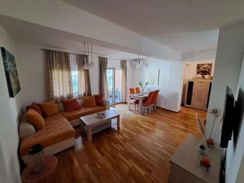 Rent, one bedroom apartment, 58m², Babilonija, Budva - image 10