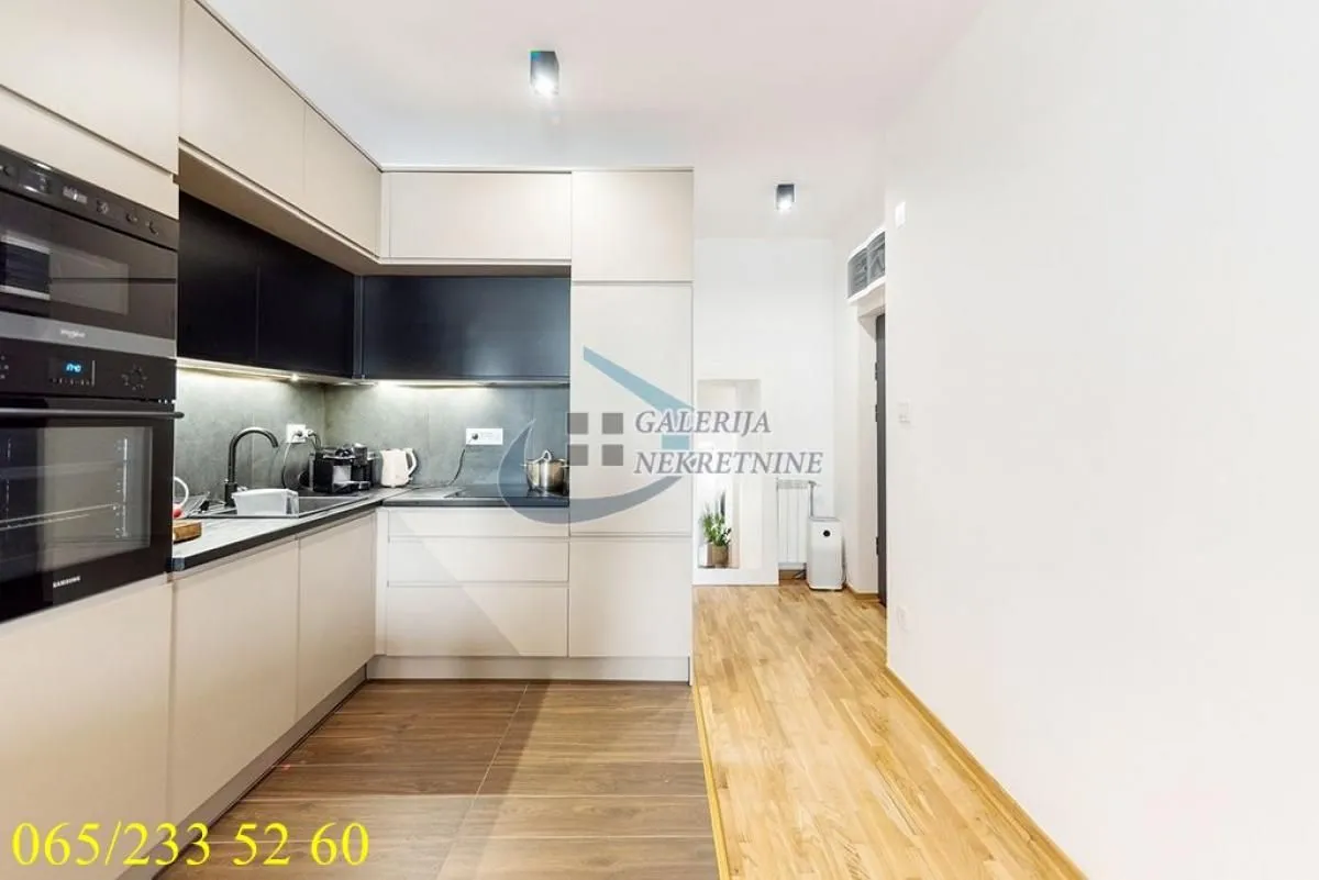 Sale, two bedroom apartment, 57m², Južni Bulevar, Vračar Sve Podlokacije