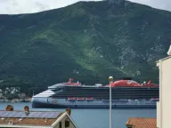 Prodaja, jednosoban stan, 84m², Dobrota, Kotor - image 1