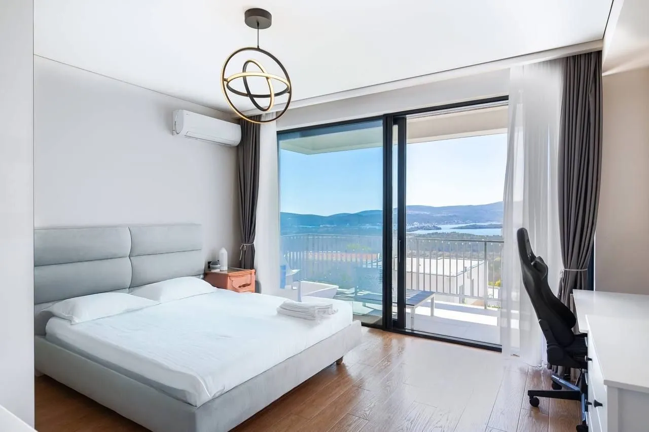 Sale, house, 190m², Kavač, Kotor