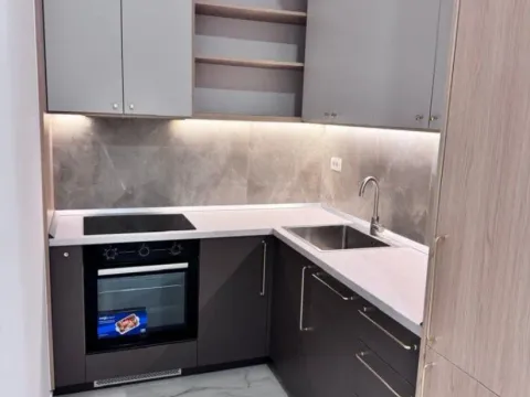 Izdavanje, dvosoban stan, 70m², Lastva Grbaljska, Kotor - image 11