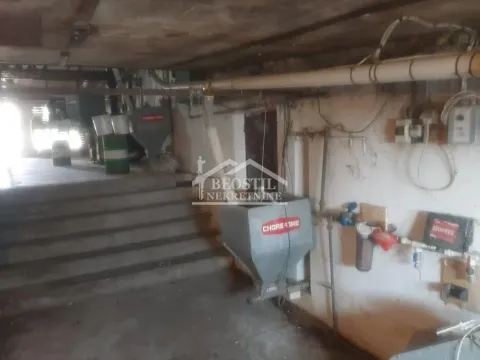 Prodaja, poslovni prostor, 800m², Umčari, Grocka - image 4