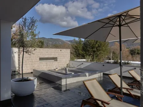 Sale, house, 424m², Tivat, Crna Gora - image 25