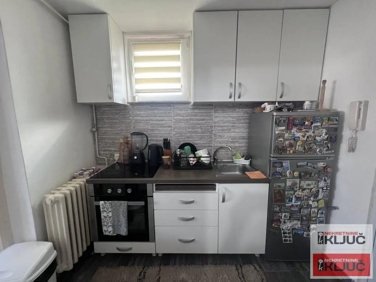 Prodaja, garsonjera, 20m², Detelinara, Novi Sad Sve Podlokacije