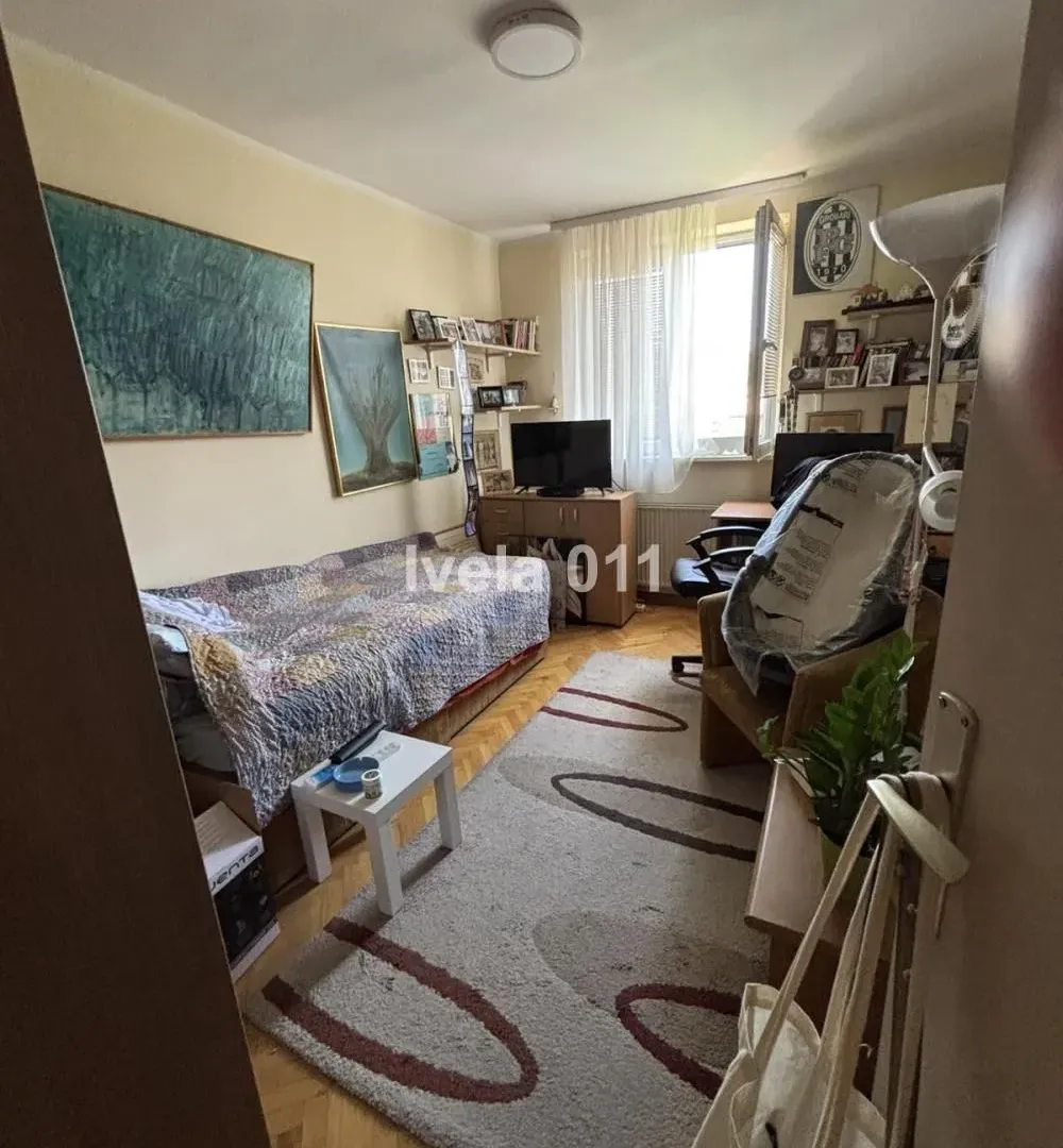 Prodaja, trosoban stan, 70m², Karaburma, Palilula Sve Podlokacije