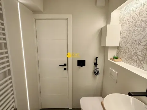 Prodaja, trosoban stan, 85m², Višnjička Banja, Palilula Sve Podlokacije - image 9