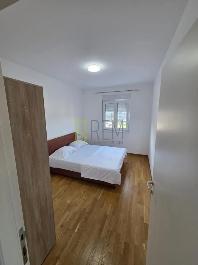 Rent, one bedroom apartment, 43m², City Kej, Podgorica