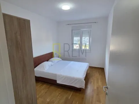 Izdavanje, jednosoban stan, 43m², City Kej, Podgorica - image 5