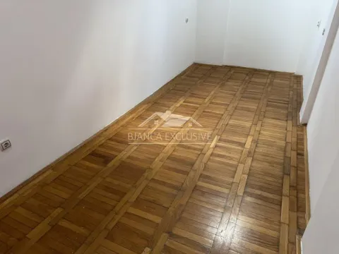 Prodaja, stan, 166m², Vračar Sve Podlokacije, Beograd - image 9