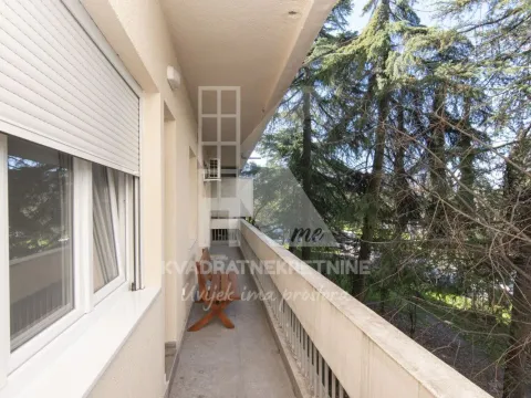 Rent, two bedroom apartment, 68m², Gintaš, Podgorica - image 12