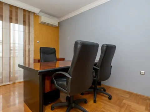 Izdavanje, garsonjera, 49m², Podgorica, Crna Gora - image 9