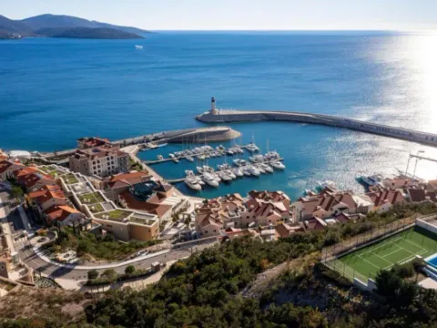 Sale, studio apartment, 32m², Tivat, Crna Gora