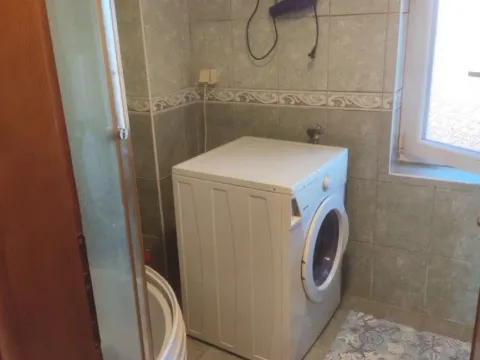 Izdavanje, dvosoban stan, 60m², Gornja Gorica, Podgorica - image 6