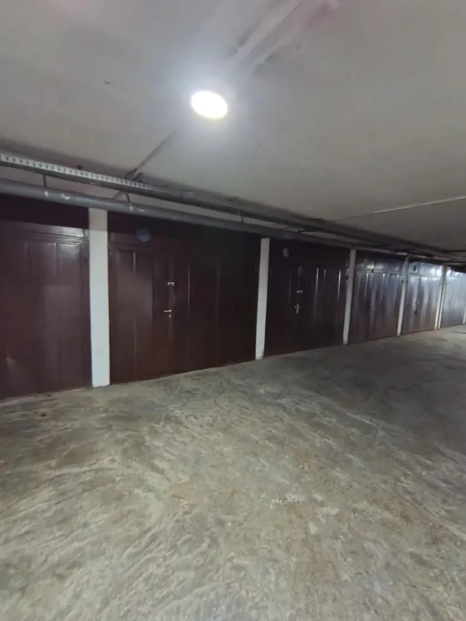 Prodaja, četvorosoban stan, 85m², Rotkvarija, Novi Sad Sve Podlokacije