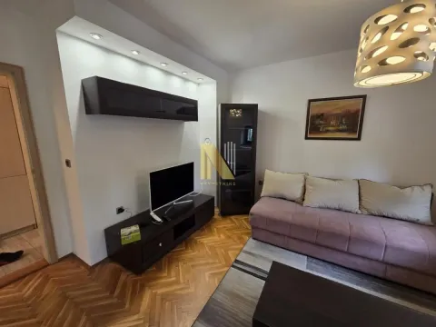 Rent, one bedroom apartment, 44m², Rotkvarija, Novi Sad Sve Podlokacije - image 3