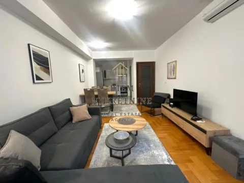 Izdavanje, jednosoban stan, 51m², City Kvart, Podgorica - image 7