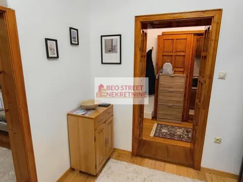 Izdavanje, jednosoban stan, 35m², Stari Grad, Beograd - image 8