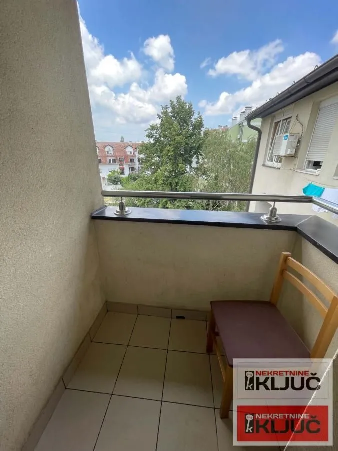 Izdavanje, garsonjera, 27m², Grbavica, Novi Sad Sve Podlokacije