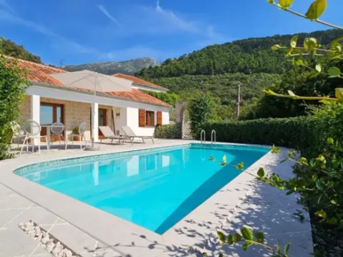 Izdavanje, kuća, 90m², Kotor, Crna Gora - image 6