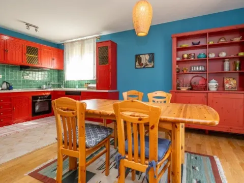 Sale, house, 200m², Tološi, Podgorica - image 5