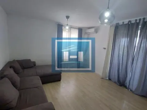 Prodaja, trosoban stan, 78m2, Centar, Paraćin Prodaja, trosoban stan, 78m2, Centar, Paraćin
