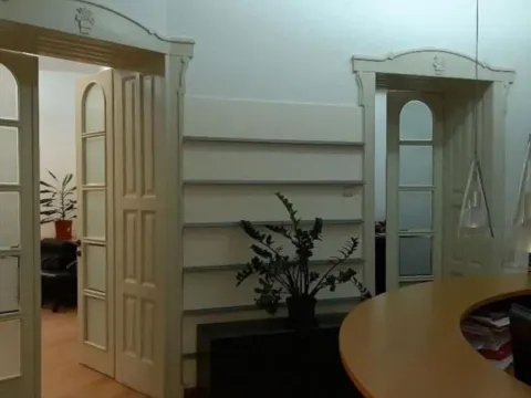 Izdavanje, poslovni prostor, 185m², Stari Grad, Beograd - image 8