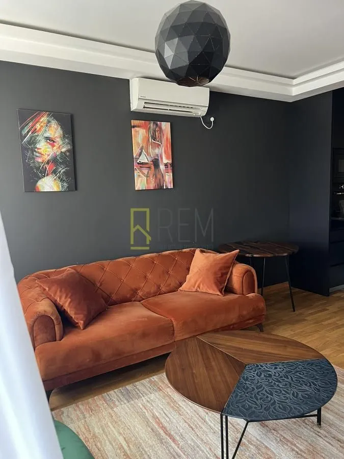 Rent, one bedroom apartment, 43m², City Kej, Podgorica