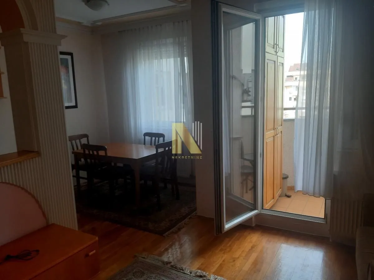 Izdavanje, dvosoban stan, 49m², Grbavica, Novi Sad Sve Podlokacije