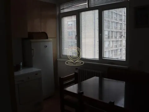 Izdavanje, dvosoban stan, 48m², Kragujevac, Srbija - image 8