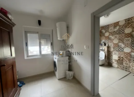 Izdavanje, kuća, 280m², Beri, Podgorica - image 4