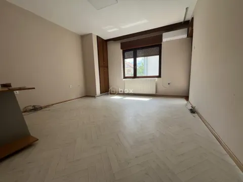 Izdavanje, trosoban stan, 121m², Pantelej, Niš - image 7