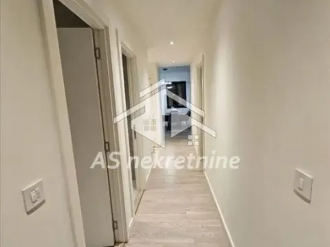 Izdavanje, četvorosoban stan, 111m², Savski Venac, Beograd - image 8