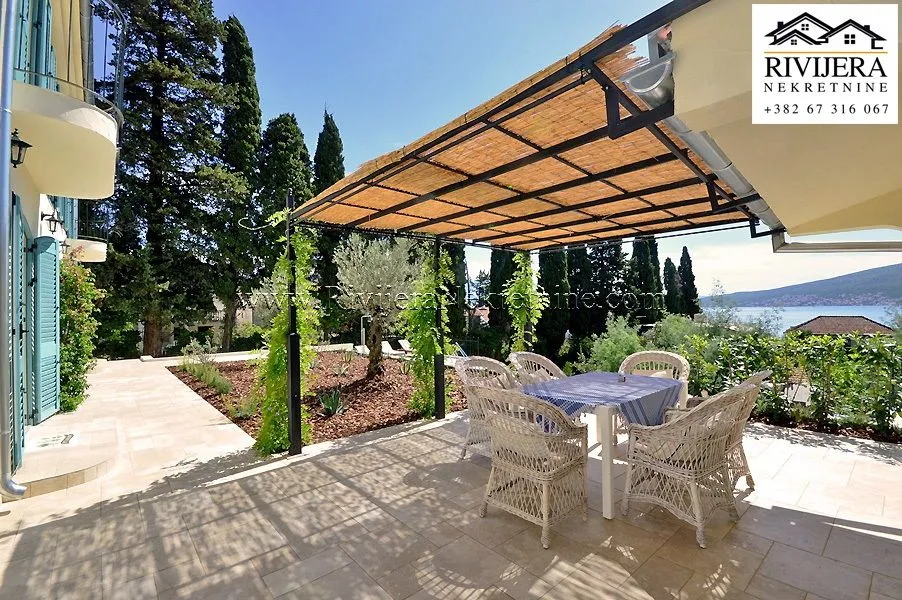 Prodaja, kuća, 184m², Baošići, Herceg Novi