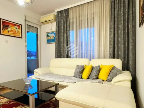 Izdavanje, jednosoban stan, 56m², Krivi Most, Podgorica - image 2