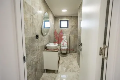 Sale, house, 302m², Mladenovac, Beograd - image 13