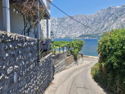 Sale, two bedroom apartment, 85m², Prčanj, Kotor - image 5