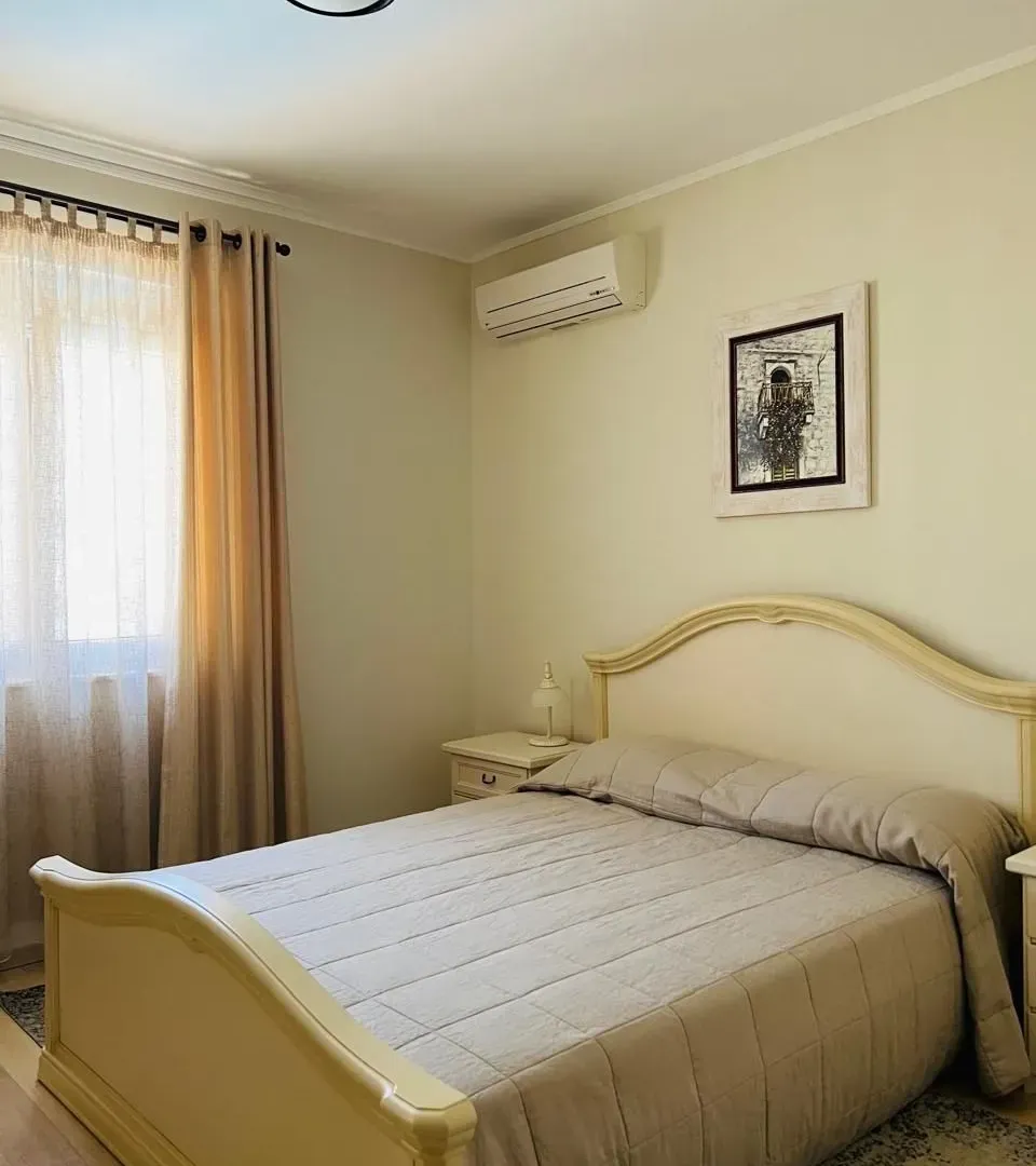 Sale, three bedroom apartment, 136m², Bečići, Budva