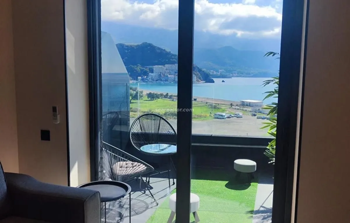 Sale, two bedroom apartment, 116m², Bečići, Budva