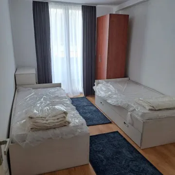 Izdavanje, trosoban stan, 103m², Blok 5, Podgorica - image 8
