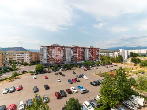 Rent, two bedroom apartment, 78m², City Kvart, Podgorica - image 16