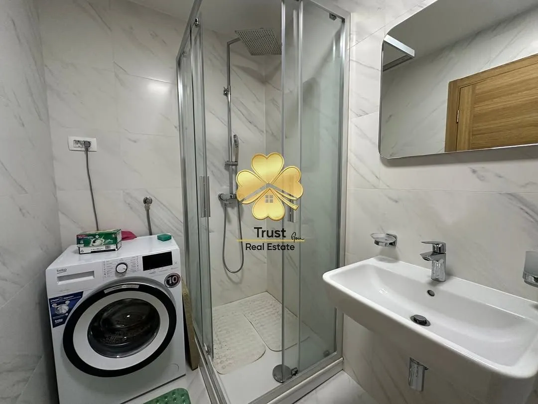 Izdavanje, dvosoban stan, 72m², New City, Podgorica