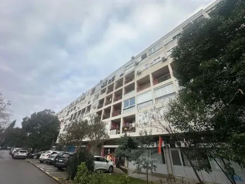 Izdavanje, jednosoban stan, 55m², Preko Morače, Podgorica - image 12