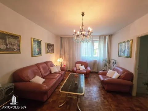 Prodaja, četvorosoban stan, 79m², Novi Beograd Blok 1 Fontana, Novi Beograd Sve Podlokacije - image 3