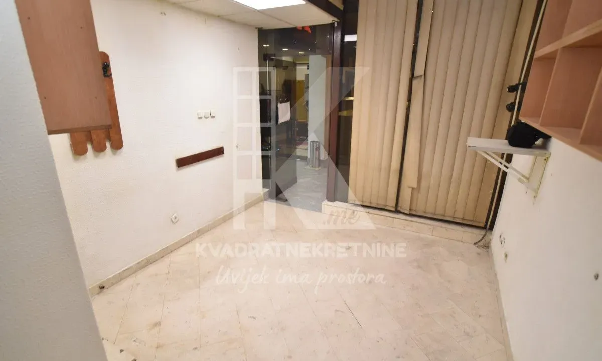 Rent, office space, 15m², Kruševac, Podgorica