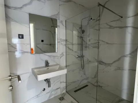 Rent, one bedroom apartment, 53m², 1 maj, Podgorica - image 4